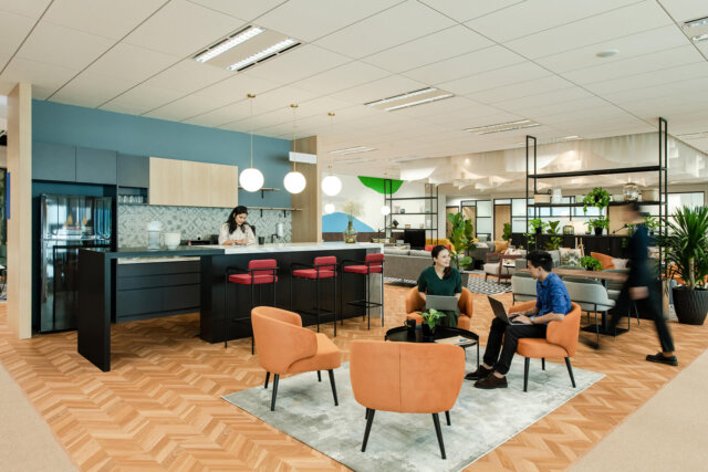 Al Rajhi Bank enterprise workspace