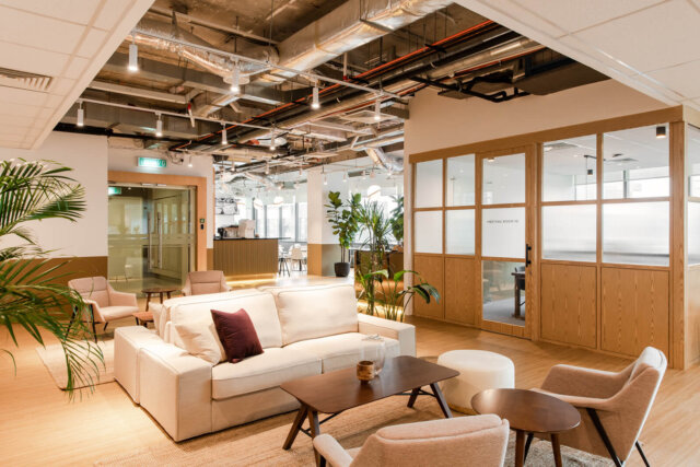 Menara UEM enterprise workspace